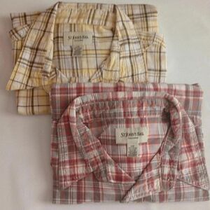 St Johns bay two mens button  plaid short sleeve size L